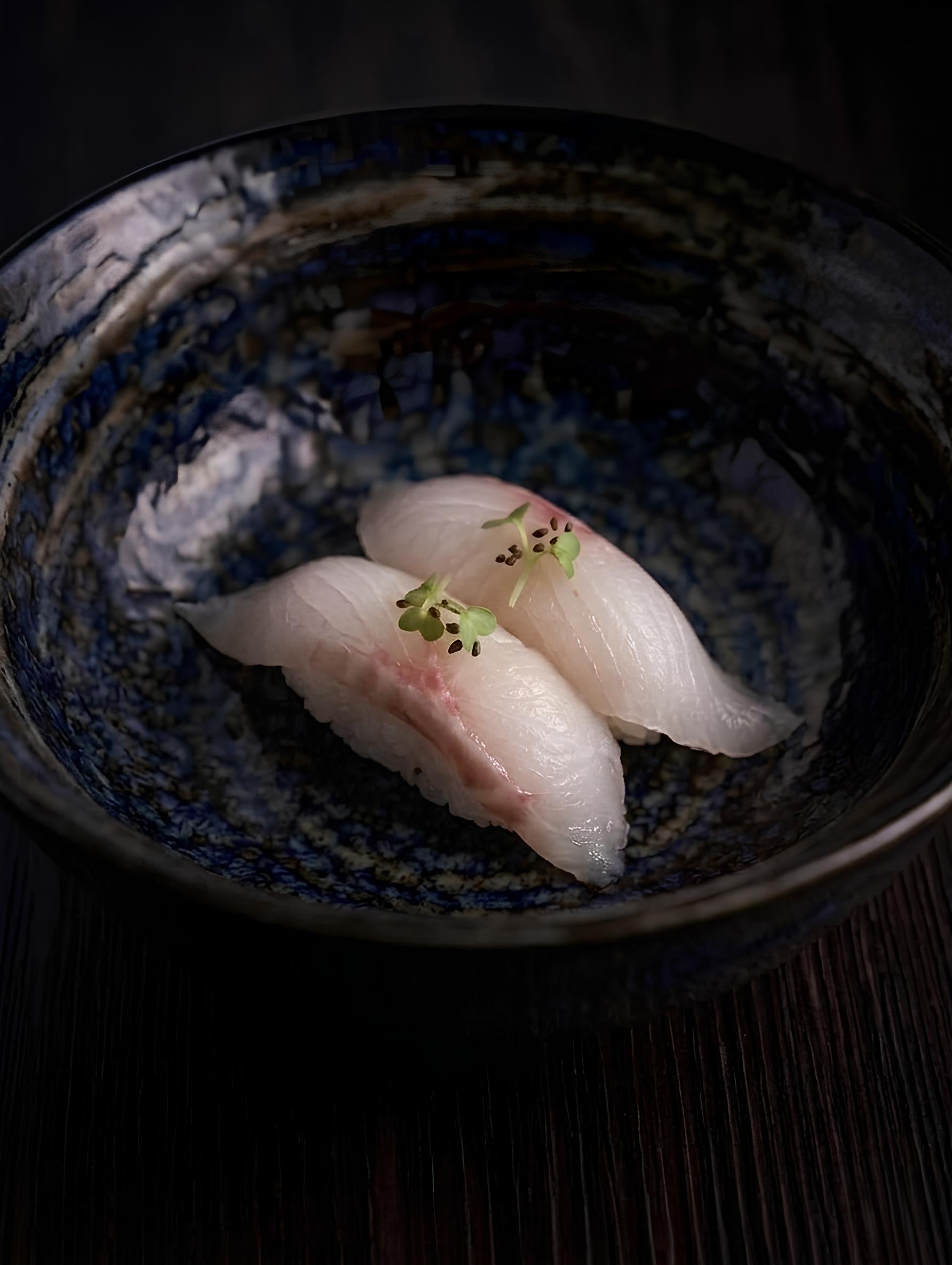 NIGIRI HAMACHI